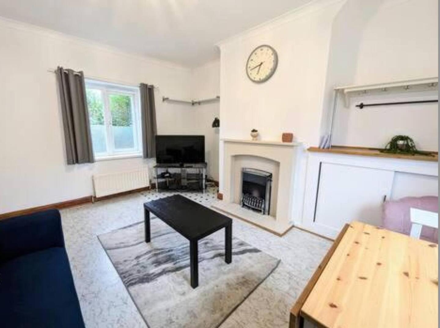 2 Bedroom Home With Driveway Close To Quayside 盖茨黑德 外观 照片